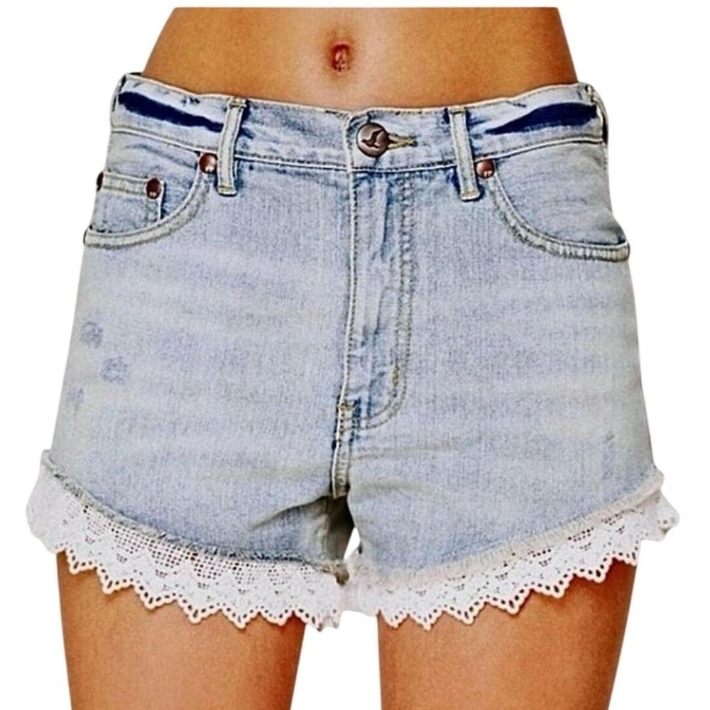 Free People FP Jean Short Light Blue Wash, Distressed Scalloped Lace Hem Size 25